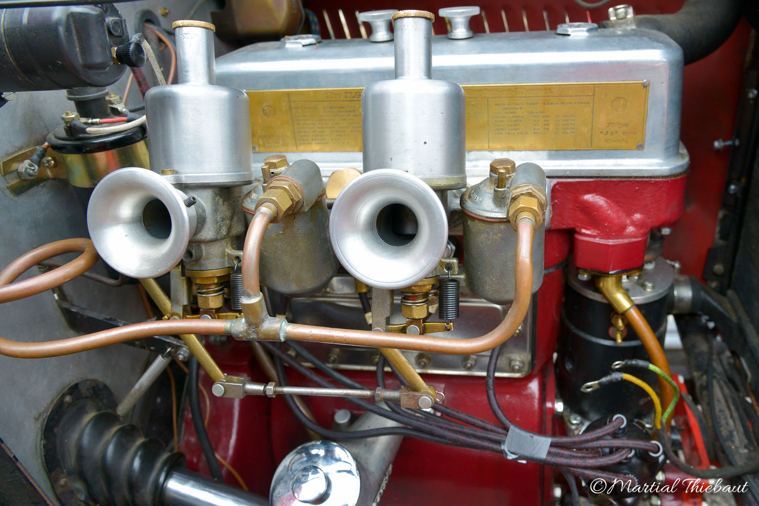 La MG type J voiture de sport produite par MG de 1932 à 1934. Restauration Authentic Garage Saint Cannat